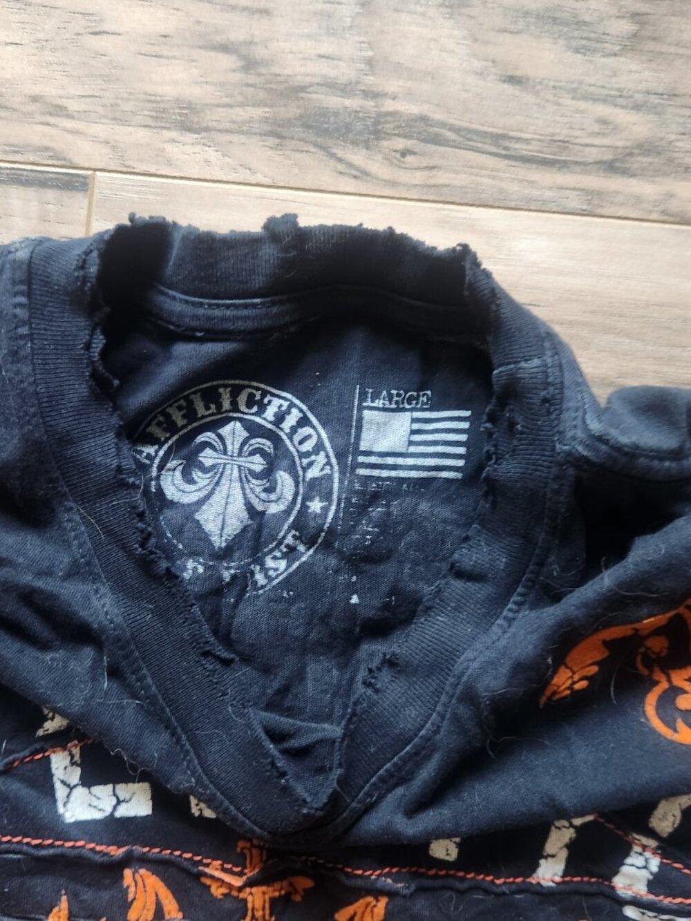 Affliction Tee - Picture 3 of 4